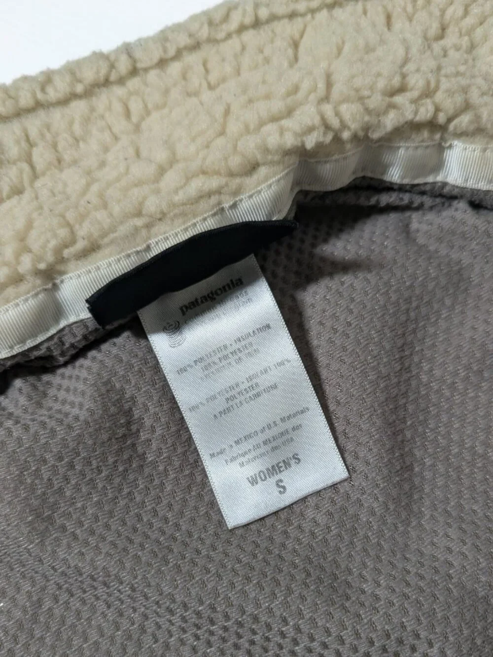Patagonia Synchilla Fleece Vest Cream Oatmeal Full Zip S EUC Gorpcore Cozy Hike
